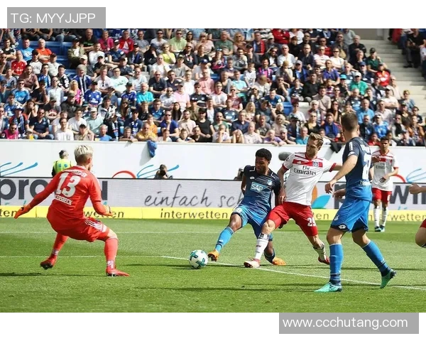 法兰克福主场大胜科隆，德甲前四渐入眼界