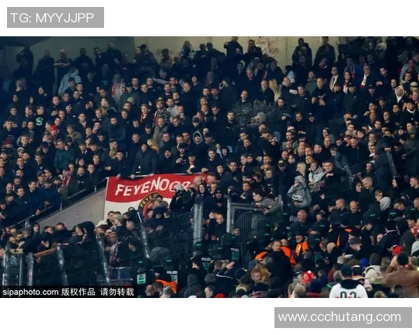 美因茨主场绝杀弗莱堡，壮志凌云晋级欧联！