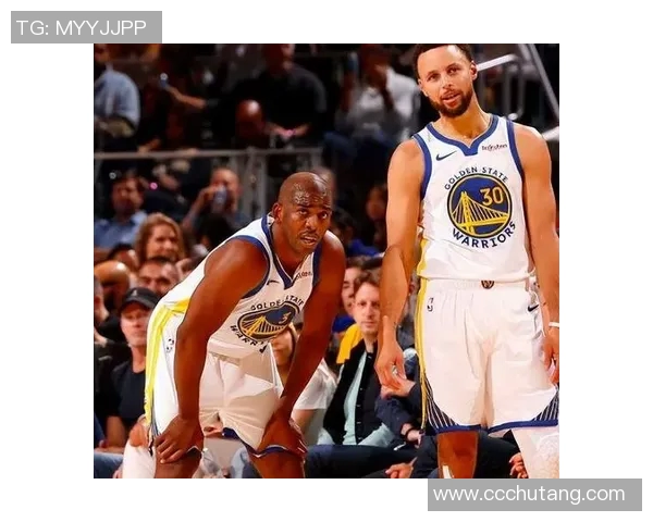 勇士大胜快船系列赛取得开门红:无懈可击的胜利揭示冠军之师的风范 勇士大胜快船系列赛取得开门红:无懈可击的胜利揭示冠军之师的风范